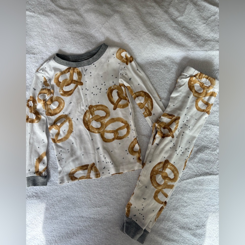 Burt's Bees Kids Pretzel Print Pajama Set - White and Brown